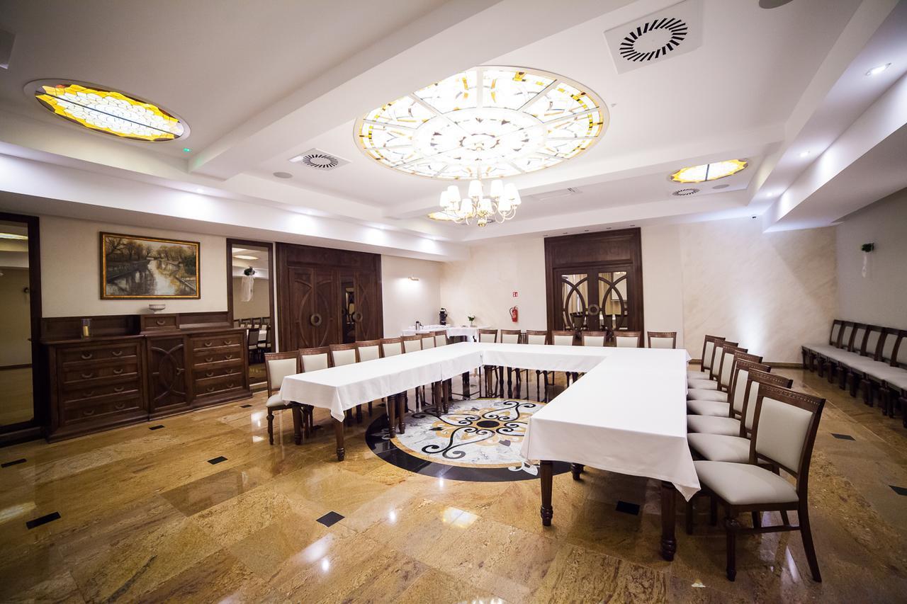 Hotel Wodnik بيدغوستيا المظهر الخارجي الصورة