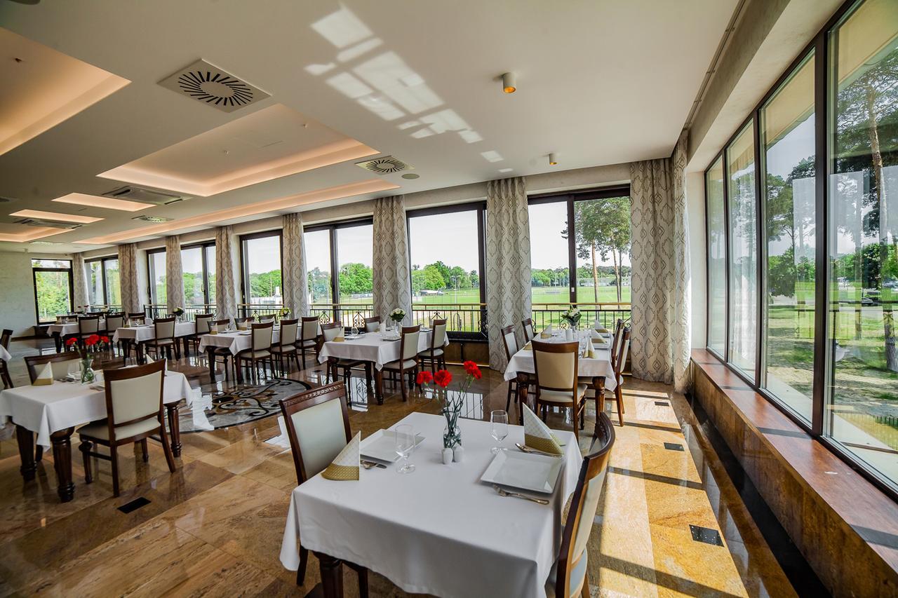 Hotel Wodnik بيدغوستيا المظهر الخارجي الصورة